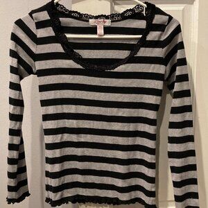 Lena Petites long sleeved blouse